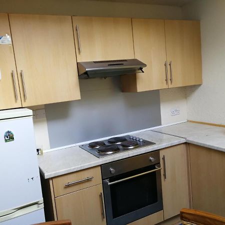 A Double Bedroom Near Glasgow City Centre Not In Great Condition Suitable For Short Stay Esterno foto